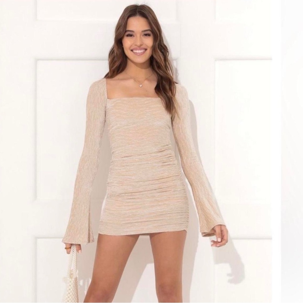 Lucy In The Sky Carmen Ribbed Velvet Bell Sleeve Mini Dress in Champagne Large